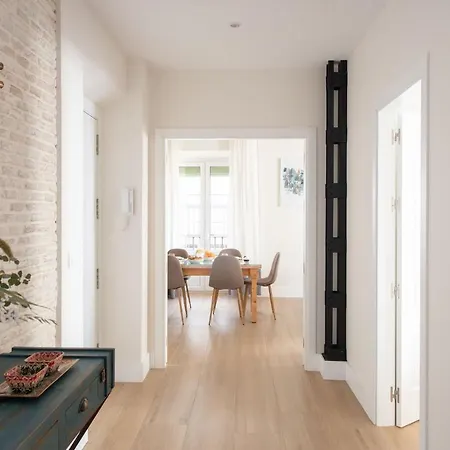 Апартаменты Hommyhome Campana *
