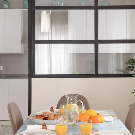 Апартаменты Hommyhome Campana *